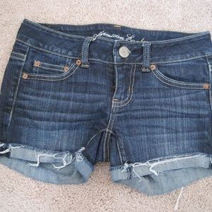 American Eagle Denim Shorts - Size 00